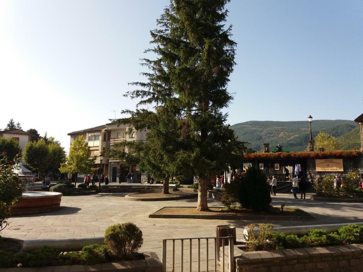 Tena Biescas Tourist Home מראה חיצוני תמונה